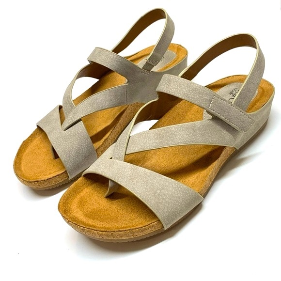 Eurosoft Gianetta Wedge Sandal in Taupe - Picture 2 of 10